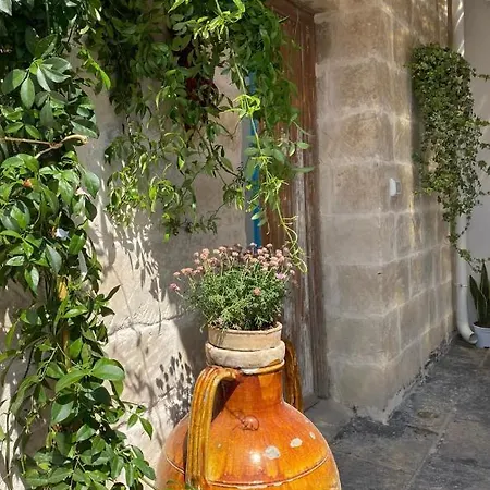 Πανσιόν Battisti 7